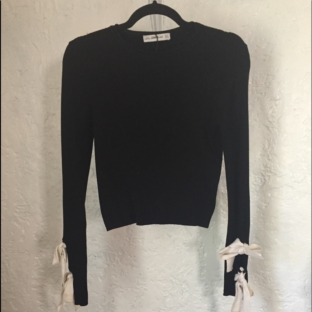 Tie sleeve sweater